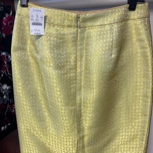 Jcrew pencil skirt made of a satin stunning and brand new